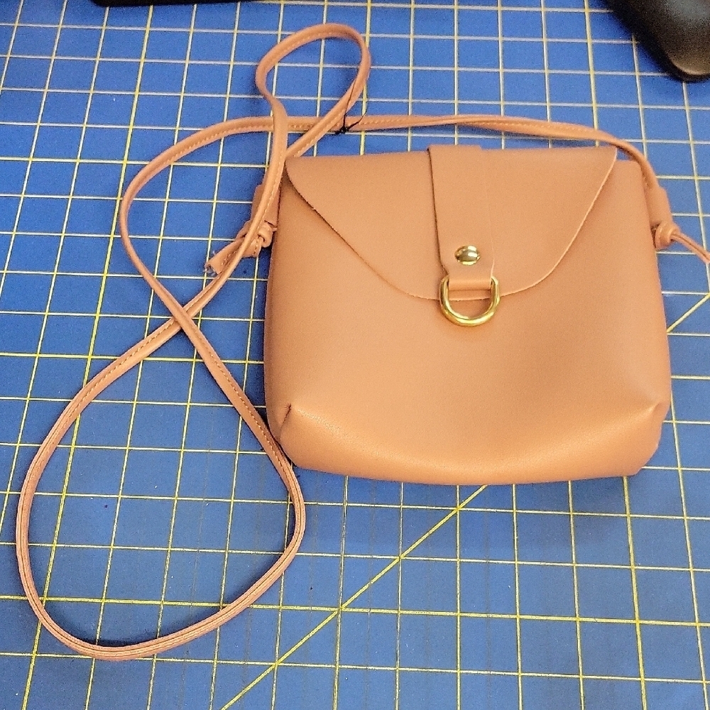 Tan Crossbody Bag 7" x 7" x 2" Strap 52" NEW